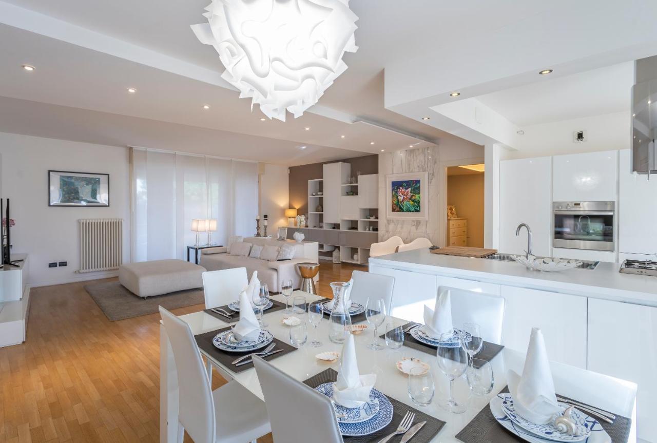 Teatro Nuovo Apartment With Free Parking 우디네 외부 사진